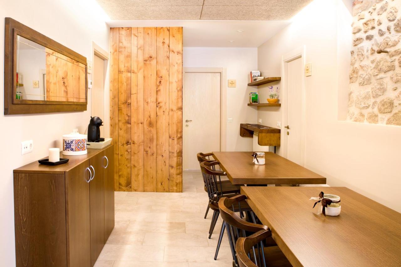 Habitacions Placa Major Santa Pau Dış mekan fotoğraf